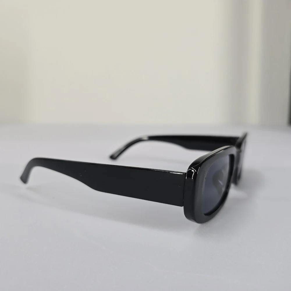 NEW Black Rectangular‎ Sunglasses Vintage Style Fashion Shades